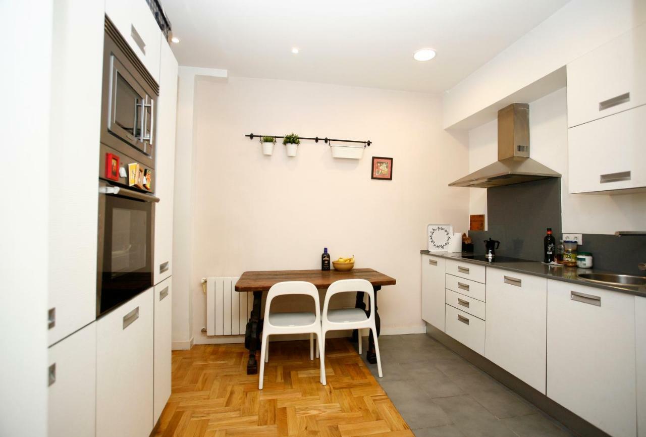 Апартаменты Piso Centrico Con Patio Бильбао Экстерьер фото